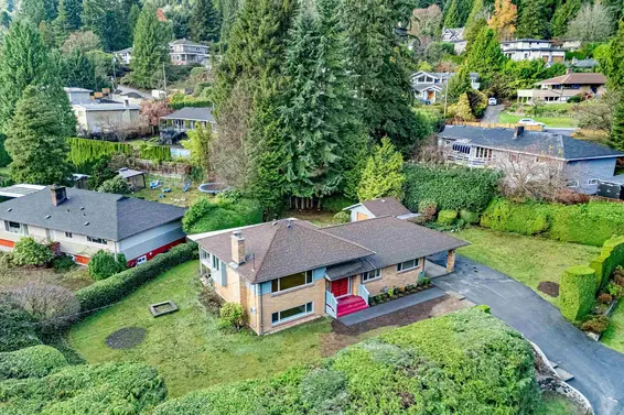 50 Glenmore Drive, West Vancouver For Sale - image 2