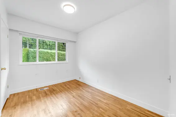 50 Glenmore Drive, West Vancouver For Sale - image 23