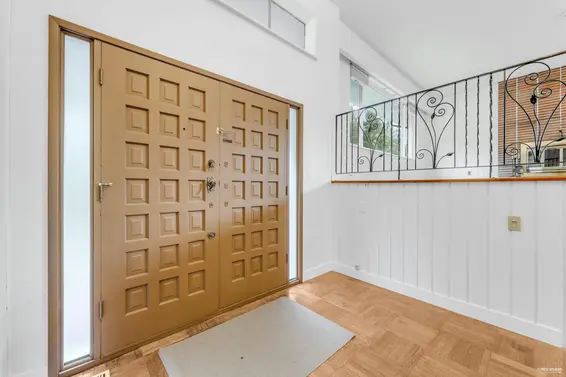 50 Glenmore Drive, West Vancouver For Sale - image 4