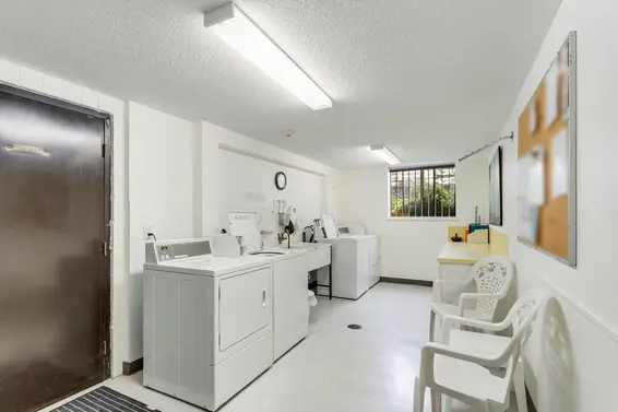 303 134 West 20th Street, North Vancouver For Sale - image 26