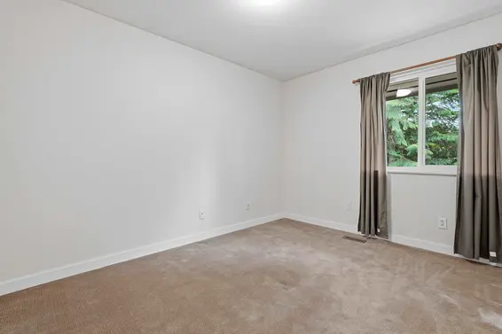 2329 Mountain Highway, North Vancouver For Sale - image 23