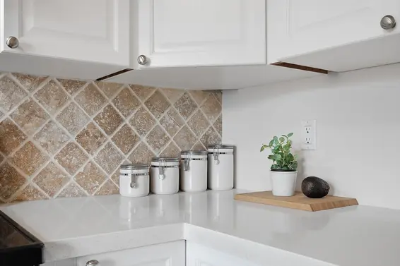 2329 Mountain Highway, North Vancouver For Sale - image 33