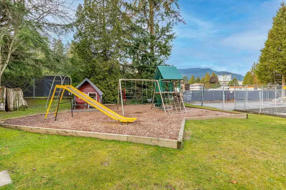 2329 Mountain Highway, North Vancouver For Sale - image 38