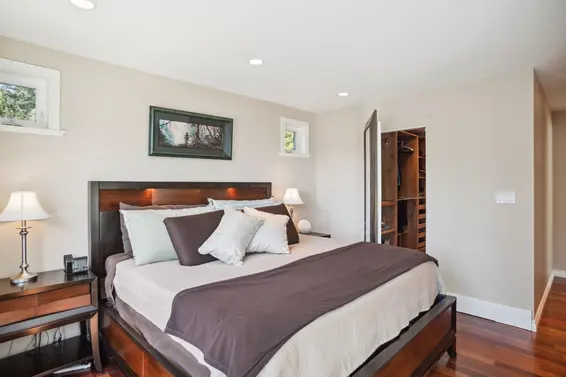 5755 Telegraph Trail, West Vancouver For Sale - image 13