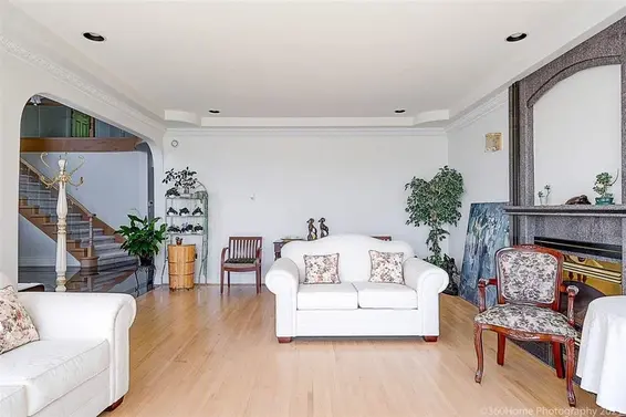4139 Citadel Court, North Vancouver For Sale - image 7