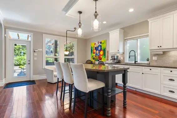 744 East 15th Street, North Vancouver For Sale - image 10