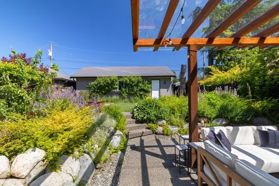 744 East 15th Street, North Vancouver For Sale - image 35