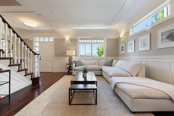 744 East 15th Street, North Vancouver For Sale - image 4
