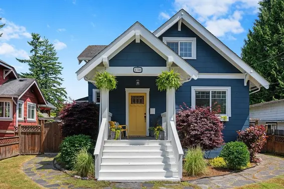 1750 Mcguire Avenue, North Vancouver