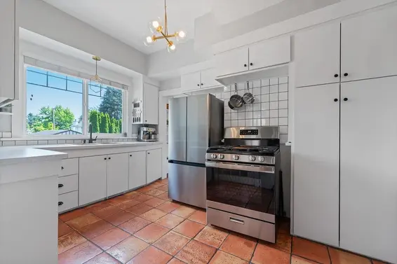 1750 Mcguire Avenue, North Vancouver For Sale - image 10