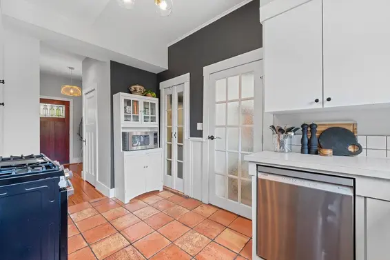 1750 Mcguire Avenue, North Vancouver For Sale - image 11