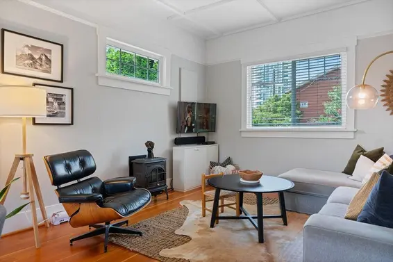 1750 Mcguire Avenue, North Vancouver For Sale - image 5