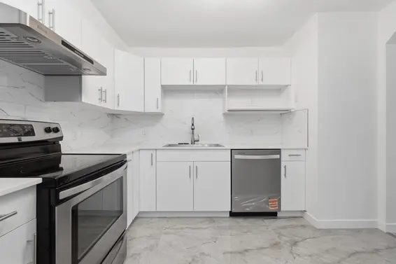 204 1550 Fell Avenue, North Vancouver For Sale - image 3