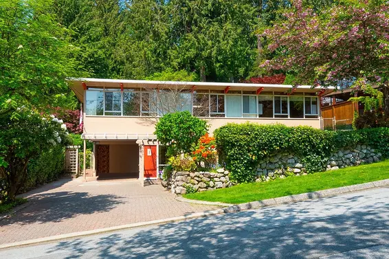 4477 Glencanyon Drive, North Vancouver