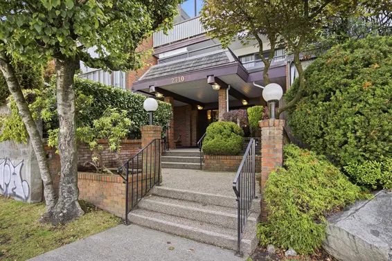 307 2710 Lonsdale Avenue, North Vancouver For Sale - image 2