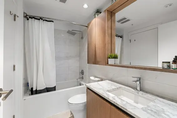 205 135 West 2nd Street, North Vancouver For Sale - image 11