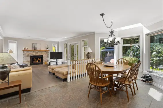 2465 Berton Place, North Vancouver For Sale - image 11