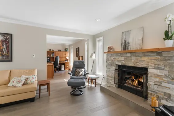 2465 Berton Place, North Vancouver For Sale - image 15