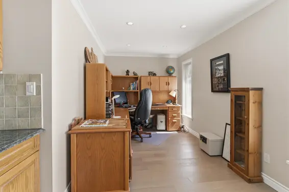 2465 Berton Place, North Vancouver For Sale - image 16