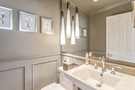 2465 Berton Place, North Vancouver For Sale - image 17