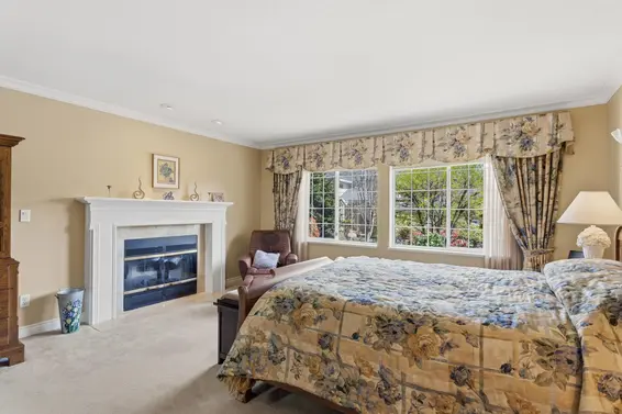 2465 Berton Place, North Vancouver For Sale - image 19