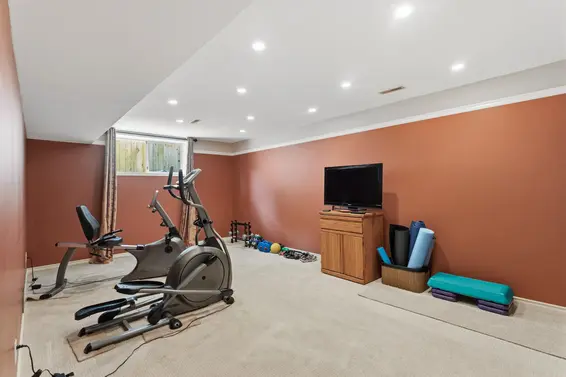 2465 Berton Place, North Vancouver For Sale - image 31