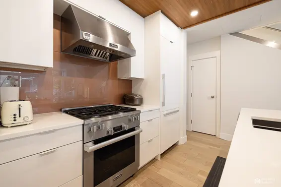 104 6687 Nelson Avenue, Vancouver For Sale - image 7