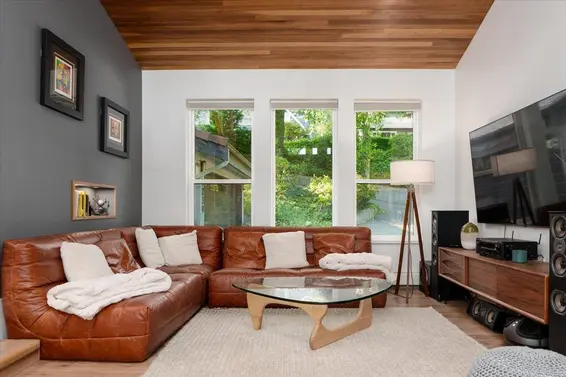 1039 West Keith Road, North Vancouver For Sale - image 5
