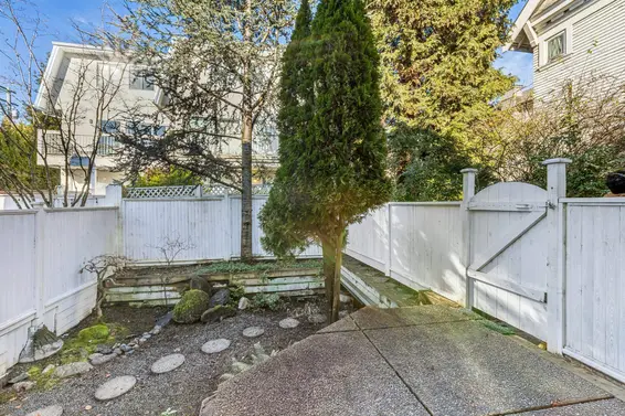 232 East 11th Street, North Vancouver For Sale - image 21