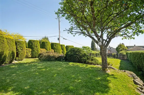 657 East Keith Road, North Vancouver For Sale - image 26