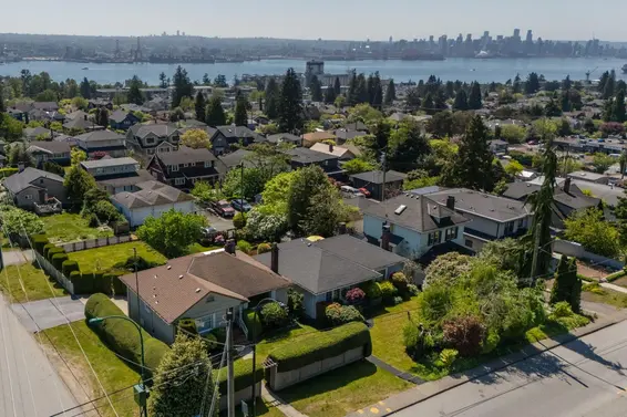 657 East Keith Road, North Vancouver For Sale - image 3