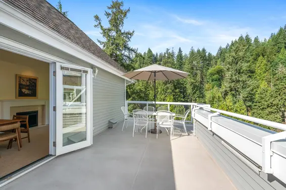 303 3373 Capilano Crescent, North Vancouver For Sale - image 11