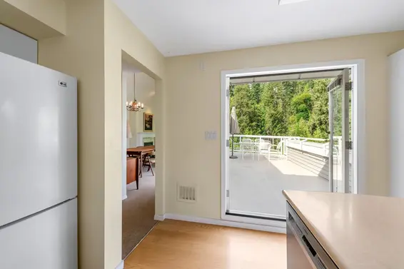 303 3373 Capilano Crescent, North Vancouver For Sale - image 16