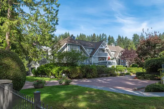 303 3373 Capilano Crescent, North Vancouver For Sale - image 3