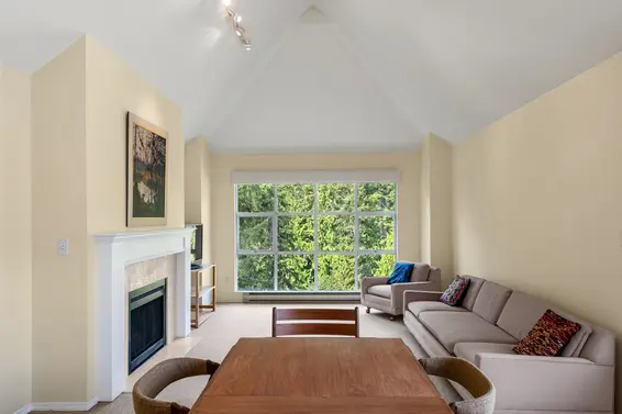 303 3373 Capilano Crescent, North Vancouver For Sale - image 8