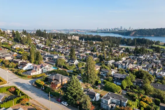 1224 Fulton Avenue, West Vancouver For Sale - image 36