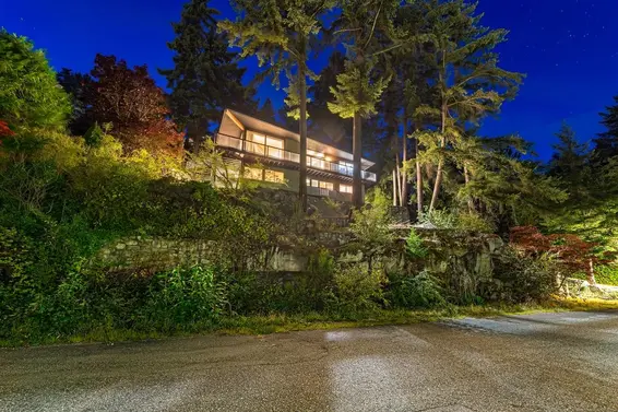 3980 Bayridge Avenue, West Vancouver For Sale - image 1
