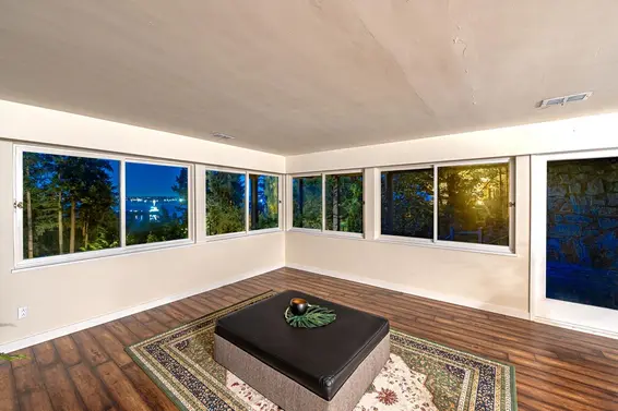3980 Bayridge Avenue, West Vancouver For Sale - image 12