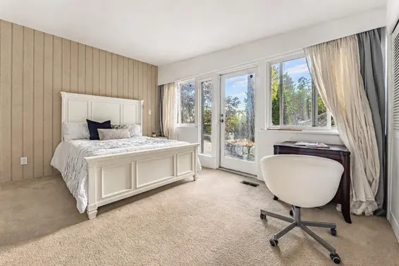 3980 Bayridge Avenue, West Vancouver For Sale - image 22