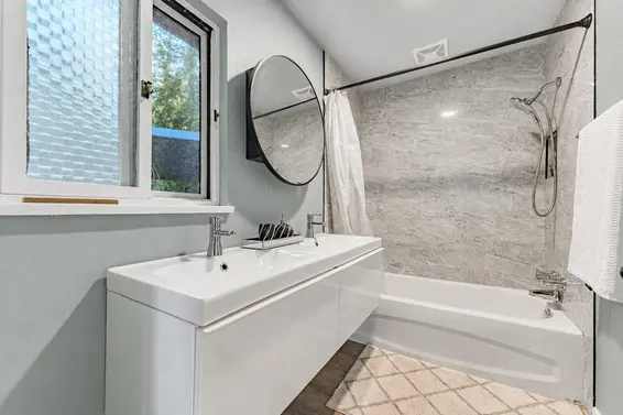 3980 Bayridge Avenue, West Vancouver For Sale - image 28