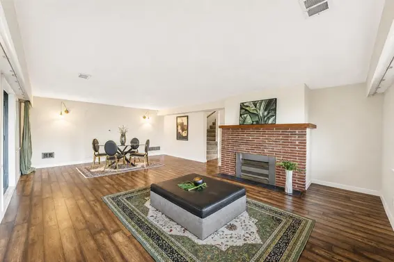 3980 Bayridge Avenue, West Vancouver For Sale - image 30