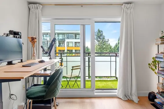312 360 East 2nd Street, North Vancouver For Sale - image 6