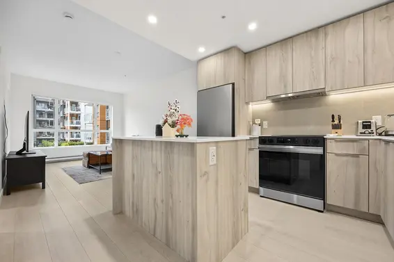 303 3596 Malsum Drive, North Vancouver For Sale - image 10