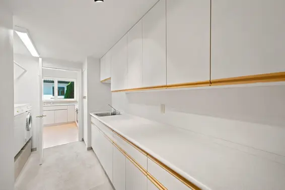 305 East 17th Street, North Vancouver For Sale - image 10