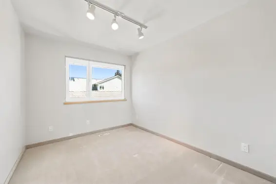 305 East 17th Street, North Vancouver For Sale - image 26