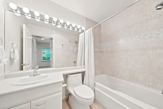 305 East 17th Street, North Vancouver For Sale - image 27