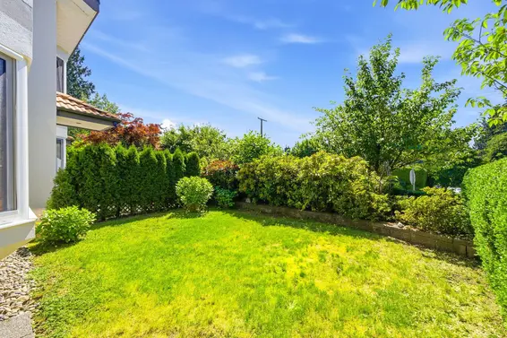 305 East 17th Street, North Vancouver For Sale - image 3
