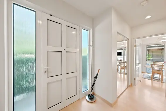 305 East 17th Street, North Vancouver For Sale - image 4