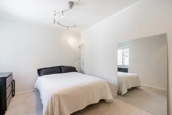 2 1960 Rufus Drive, North Vancouver For Sale - image 17