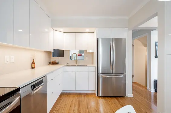 2 1960 Rufus Drive, North Vancouver For Sale - image 4